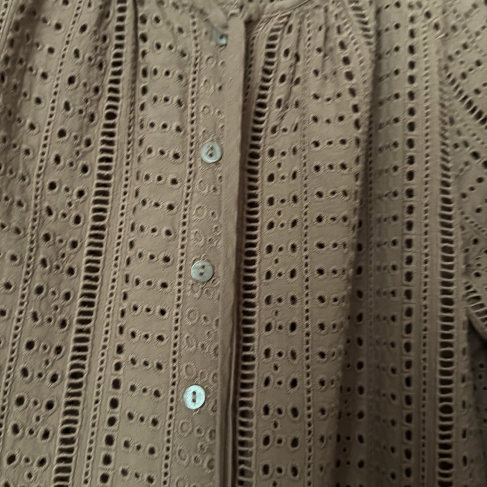 Joie NWOT Tan Eyelet Button-Up Top Balloon Sleeves Sz Lg. Fall Transition Item! - Picture 4 of 8